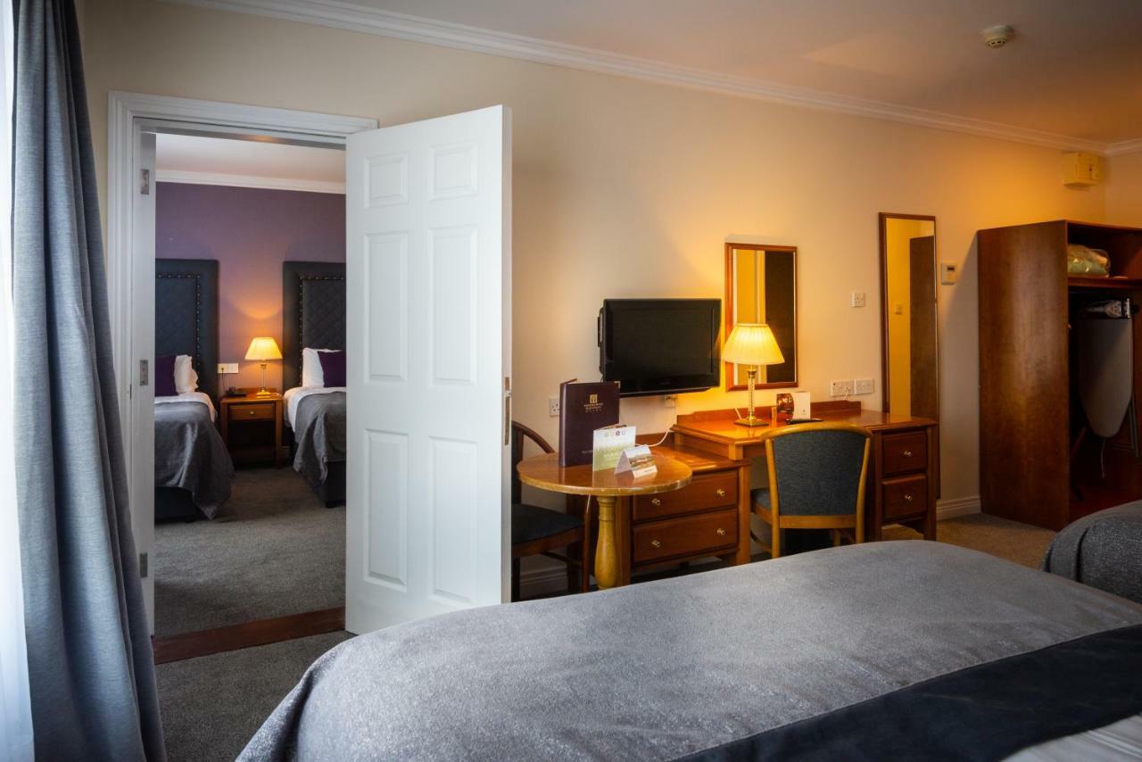Inishowen Gateway Hotel 번크라나 외부 사진